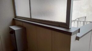 京都市右京区のマンションにて笠木板金の取り付け工事